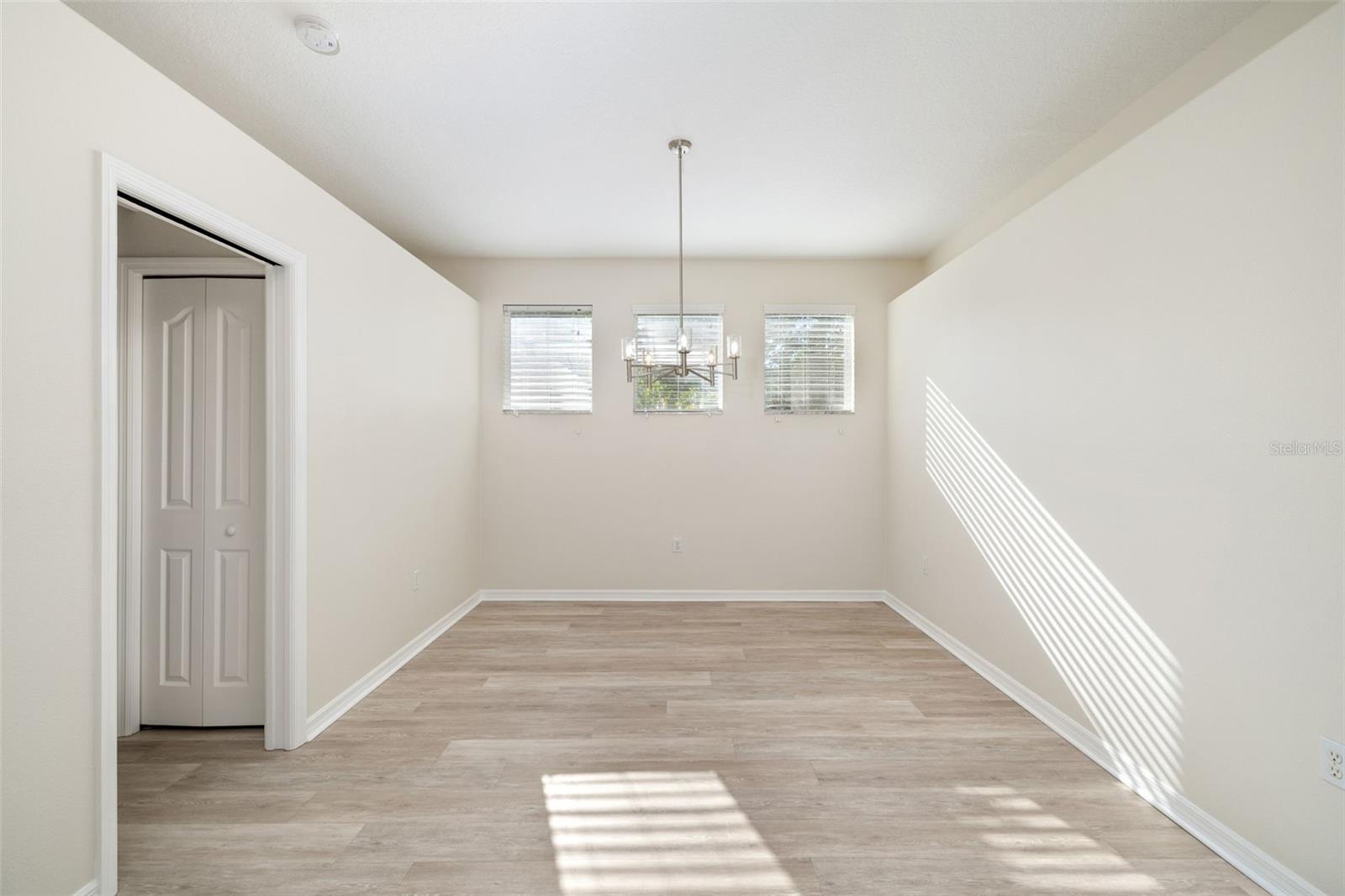 Image 7 of 68 For 5166 Magnolia Pond Drive