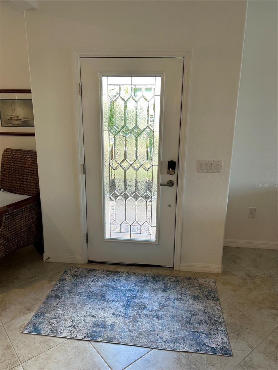 Image 4 of 40 For 20398 Lagente Circle