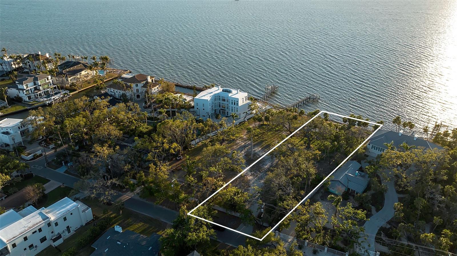 Image 4 of 4 For 2046 Alameda Avenue