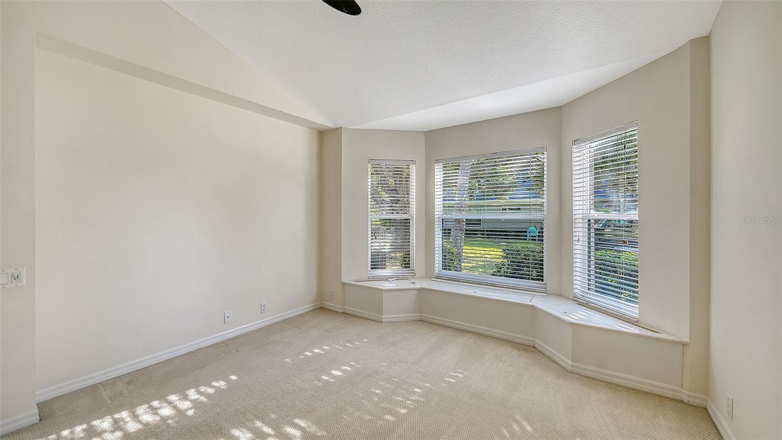 Image 29 of 99 For 10084 Cherry Hills Ave Cir