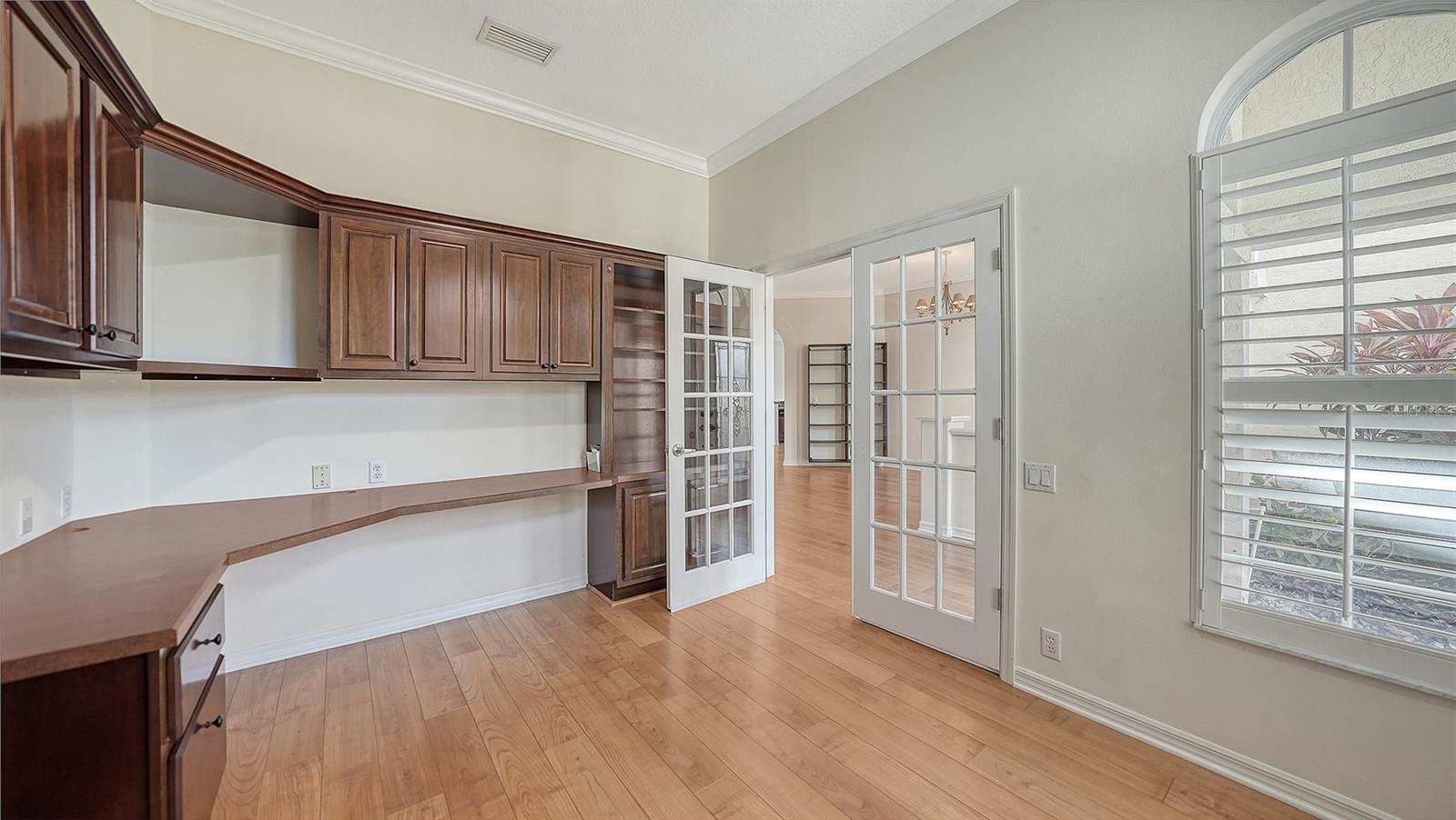 Image 32 of 99 For 10084 Cherry Hills Ave Cir