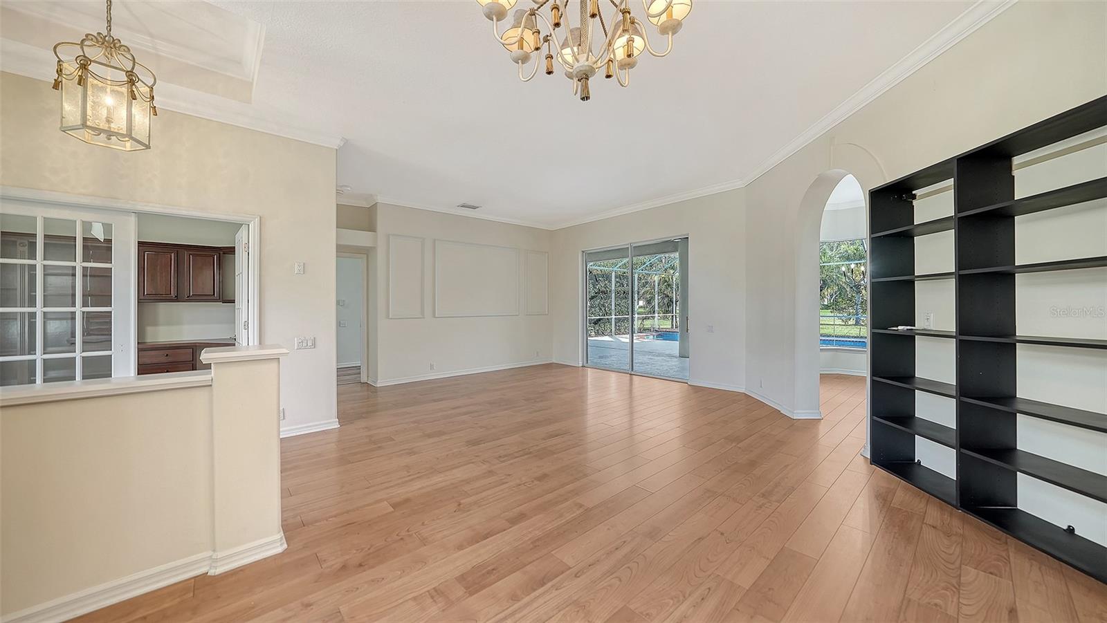 Image 59 of 99 For 10084 Cherry Hills Ave Cir