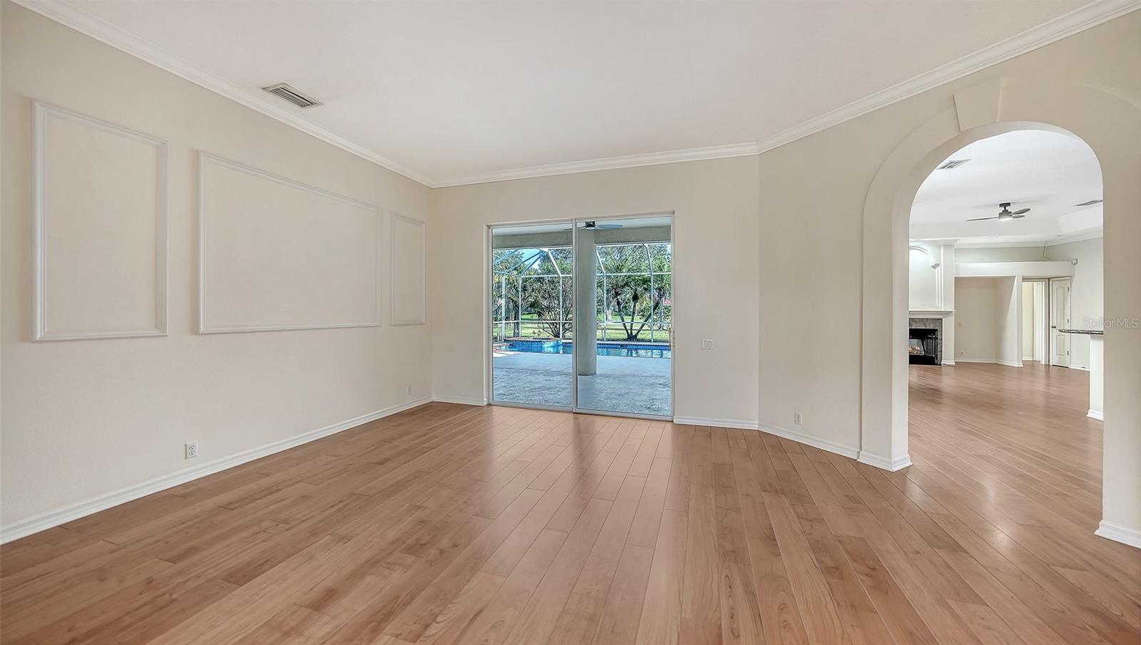 Image 66 of 99 For 10084 Cherry Hills Ave Cir