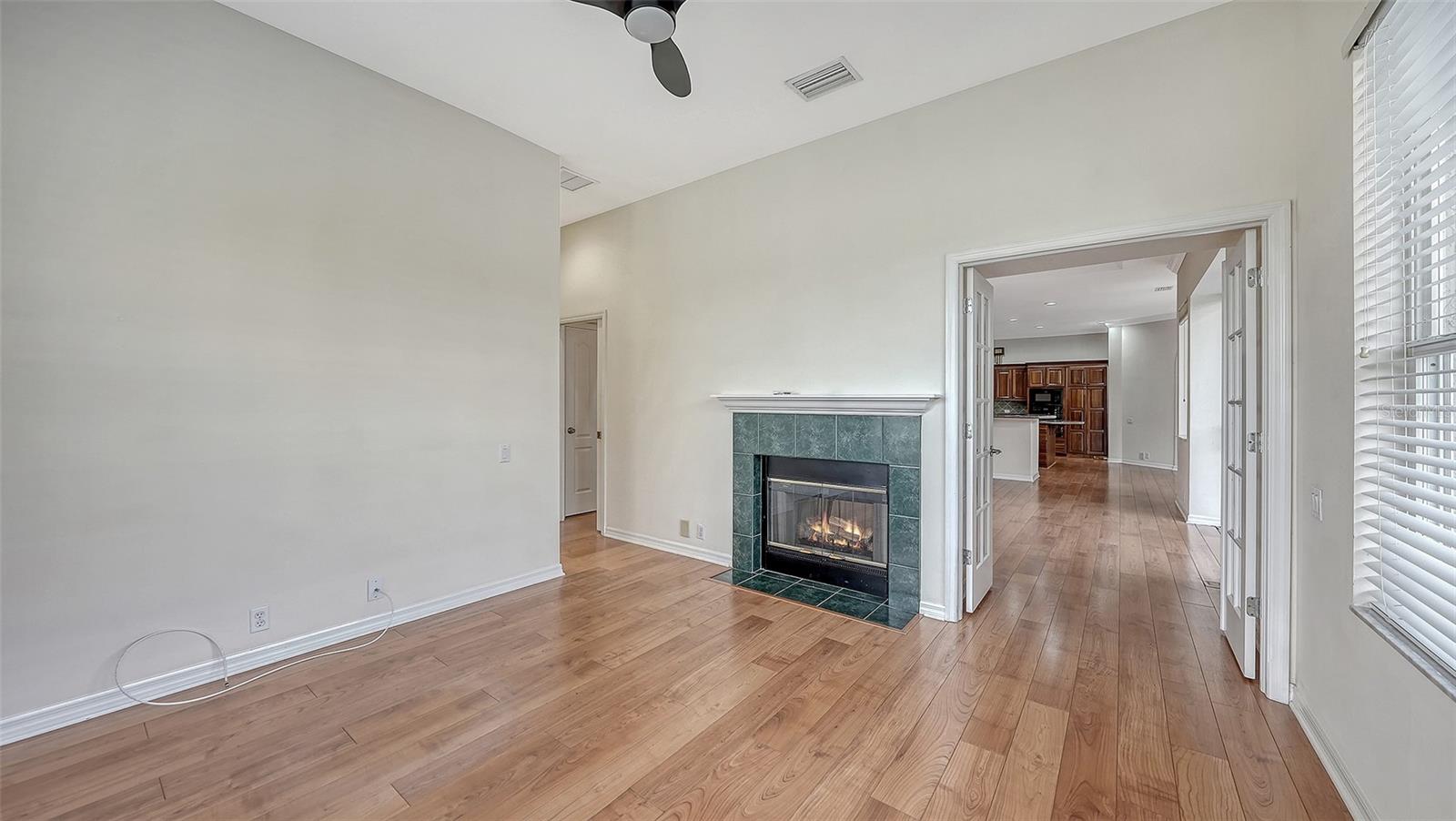 Image 78 of 99 For 10084 Cherry Hills Ave Cir