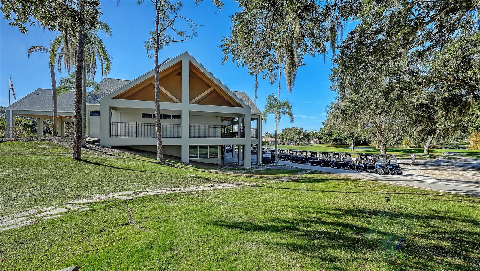 Image 96 of 99 For 10084 Cherry Hills Ave Cir