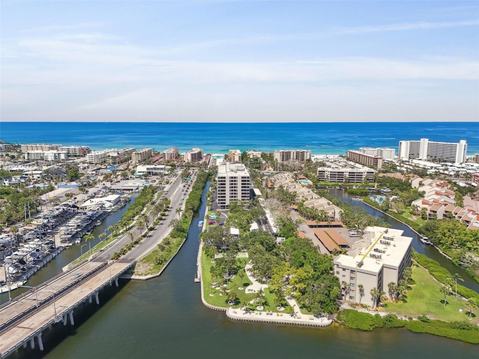 Image 55 of 58 For 6415 Midnight Pass Road 211