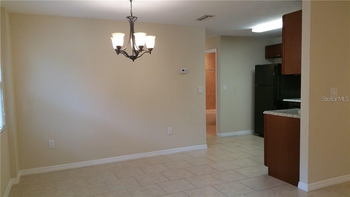 Image 2 of 4 For 1856 Debbie Street Unit A