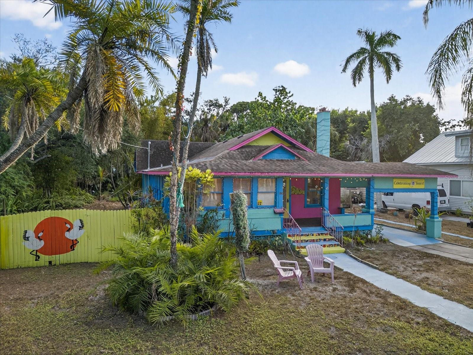 Image 3 of 45 For 1019 10th Avenue W