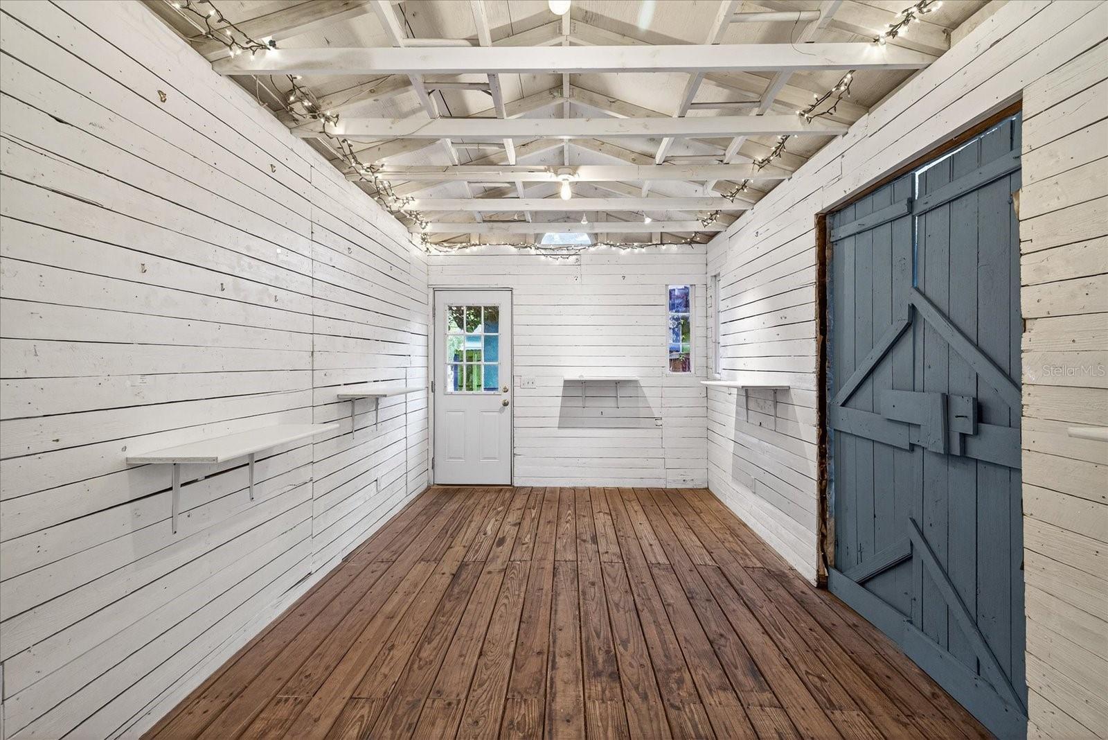 Image 42 of 45 For 1019 10th Avenue W