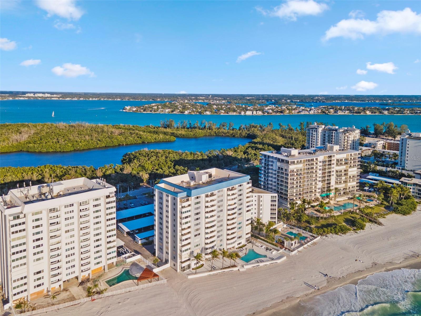 Image 4 of 62 For 1750 Benjamin Franklin Drive 1d