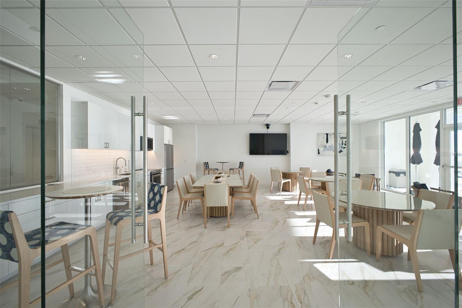 Image 51 of 62 For 1750 Benjamin Franklin Drive 1d