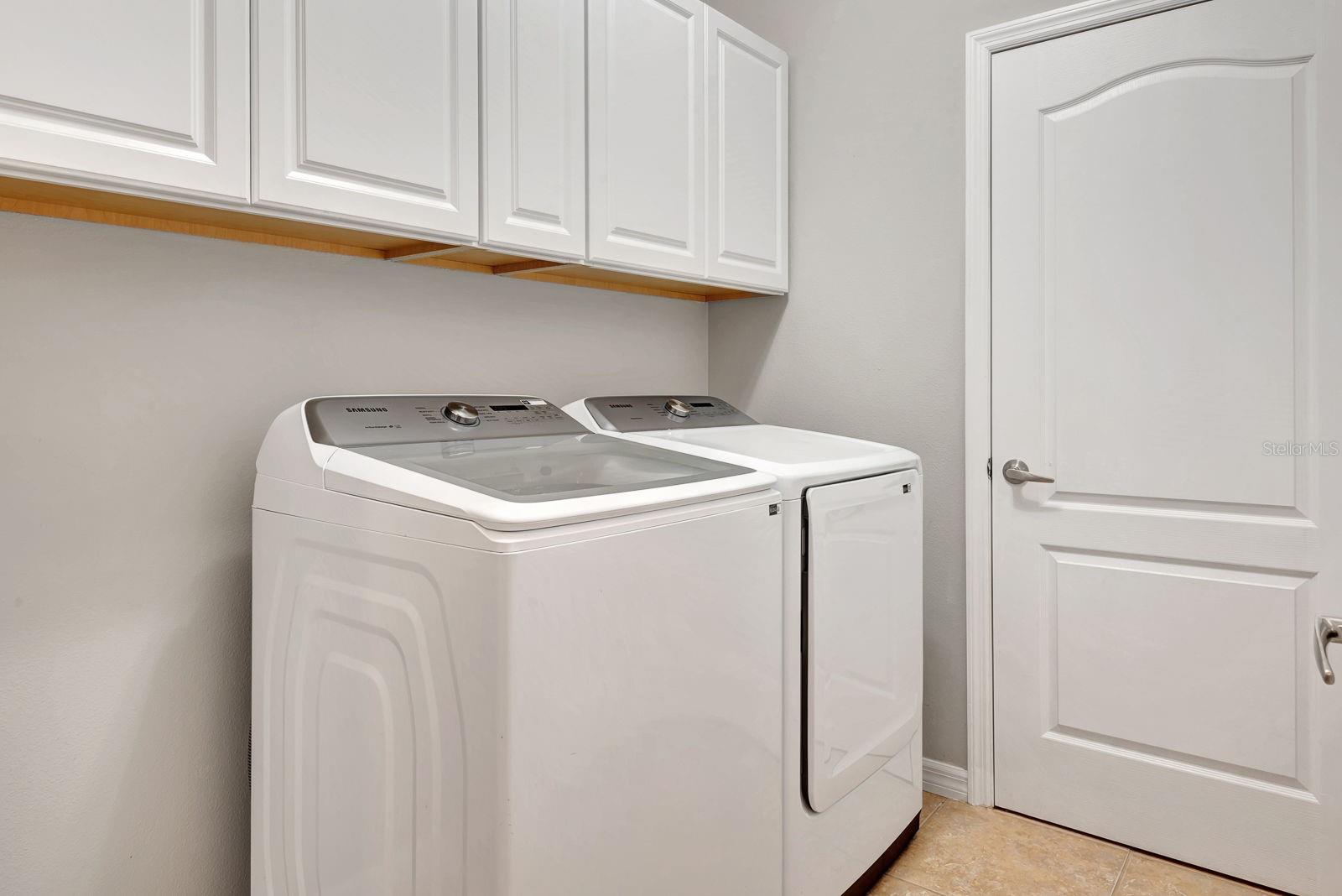 Image 27 of 84 For 5005 Torrey Pines Run