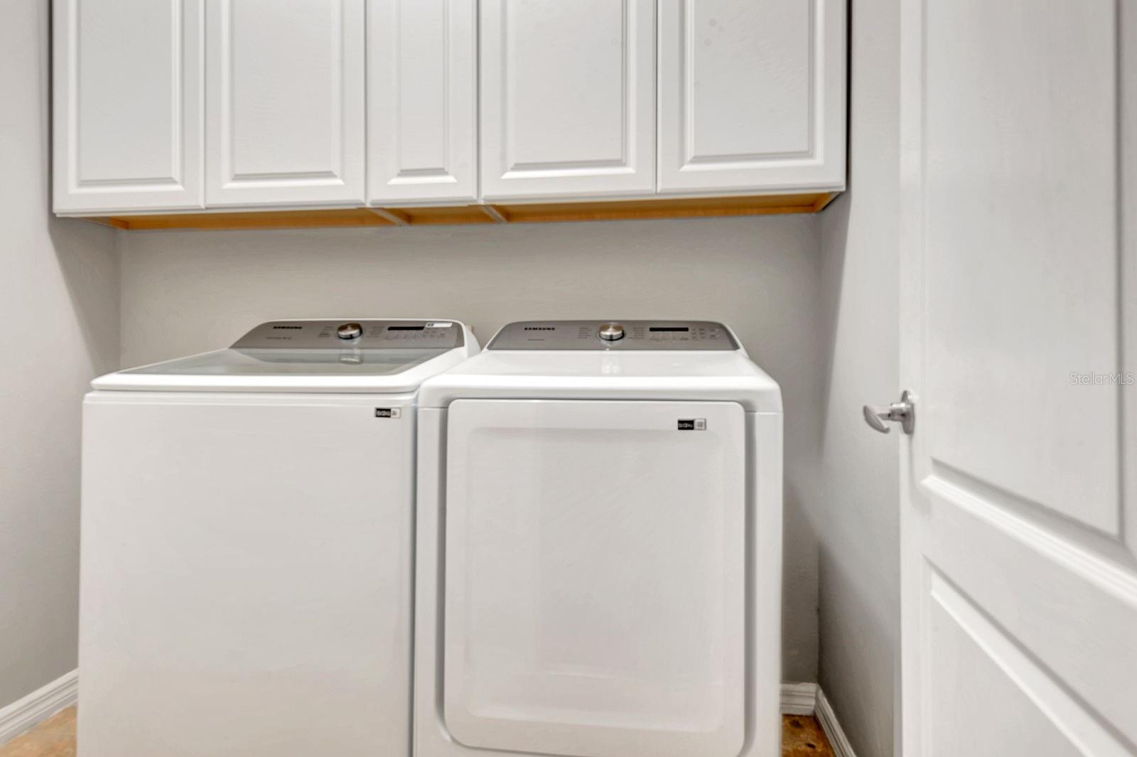 Image 28 of 84 For 5005 Torrey Pines Run