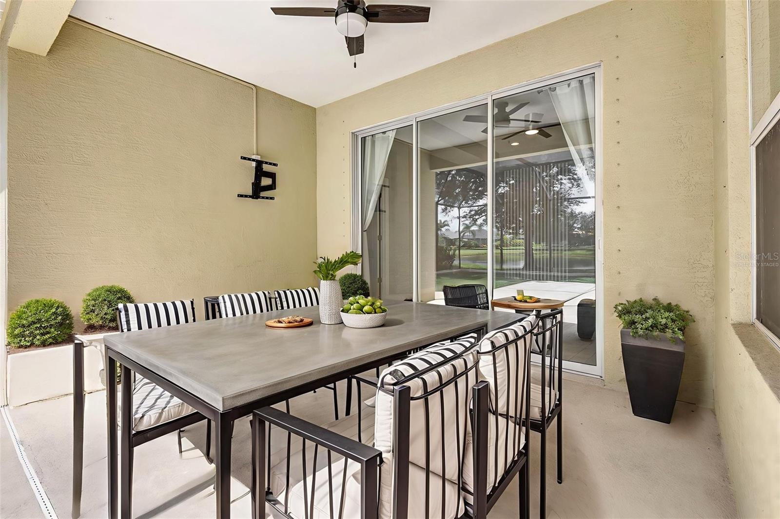 Image 31 of 84 For 5005 Torrey Pines Run