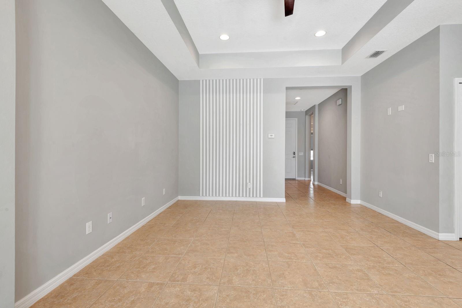 Image 40 of 84 For 5005 Torrey Pines Run