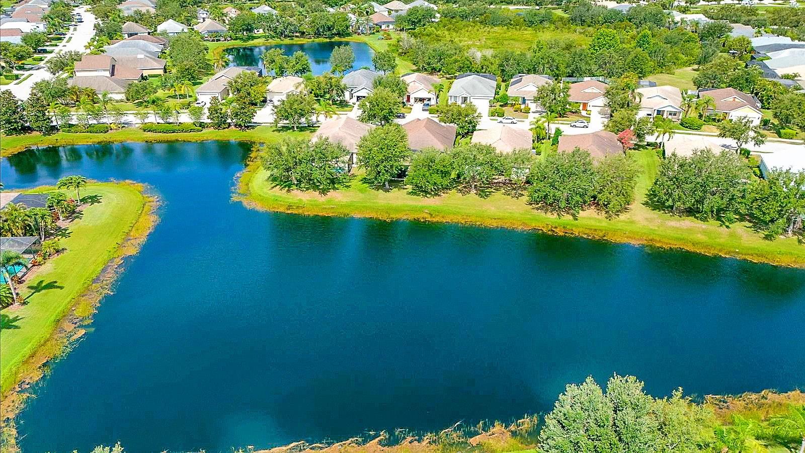 Image 55 of 84 For 5005 Torrey Pines Run