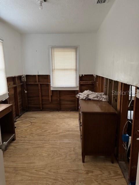 Image 14 of 39 For 1815 2nd Avenue E