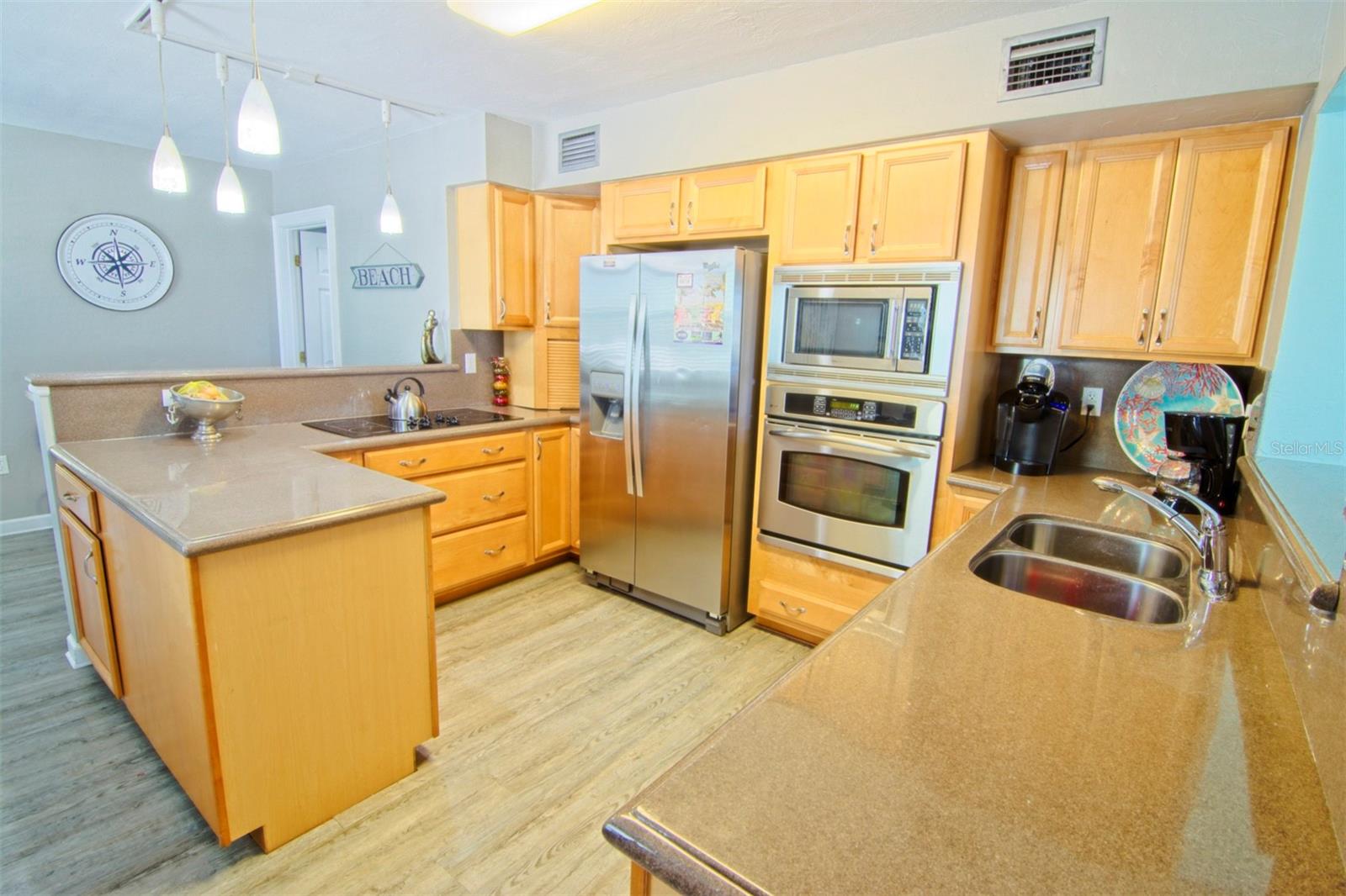 Image 16 of 25 For 2219 Avenue C