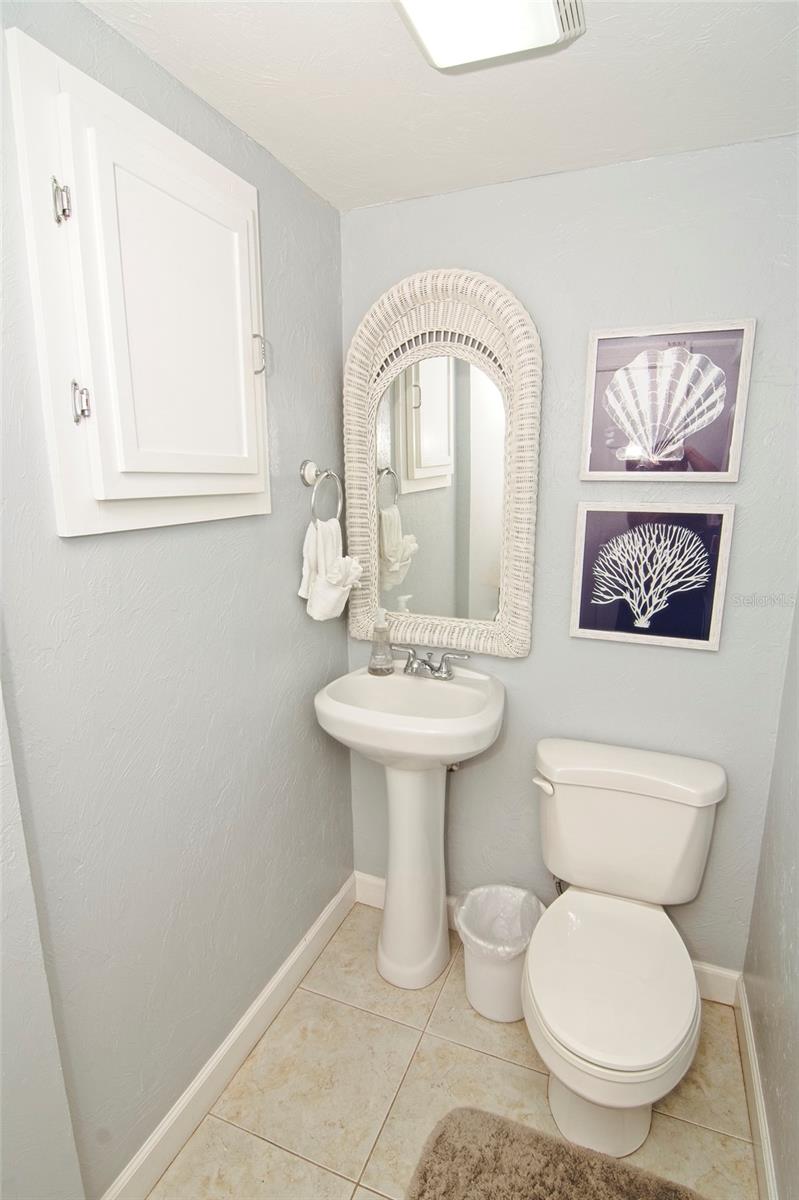 Image 17 of 25 For 2219 Avenue C