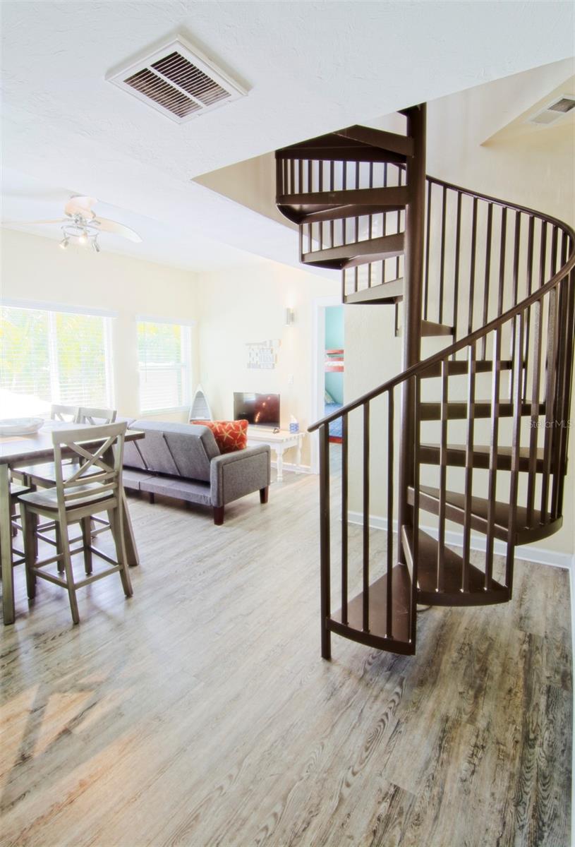 Image 6 of 25 For 2219 Avenue C