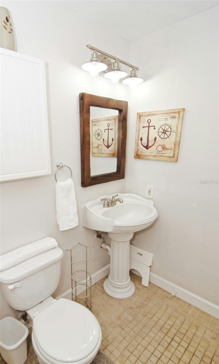 Image 8 of 25 For 2219 Avenue C