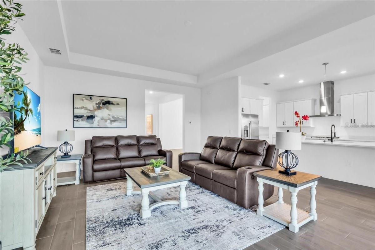 Image 10 of 29 For 5522 Lightning Whelk Lane