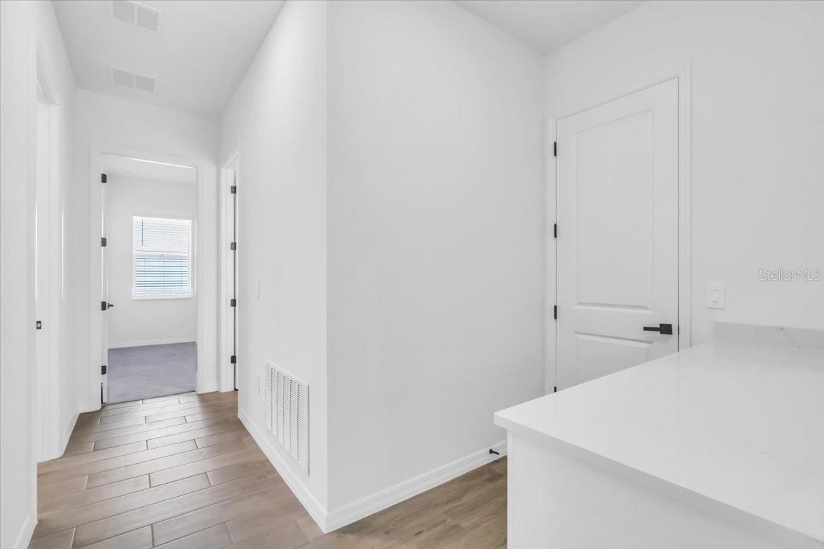 Image 19 of 29 For 5522 Lightning Whelk Lane