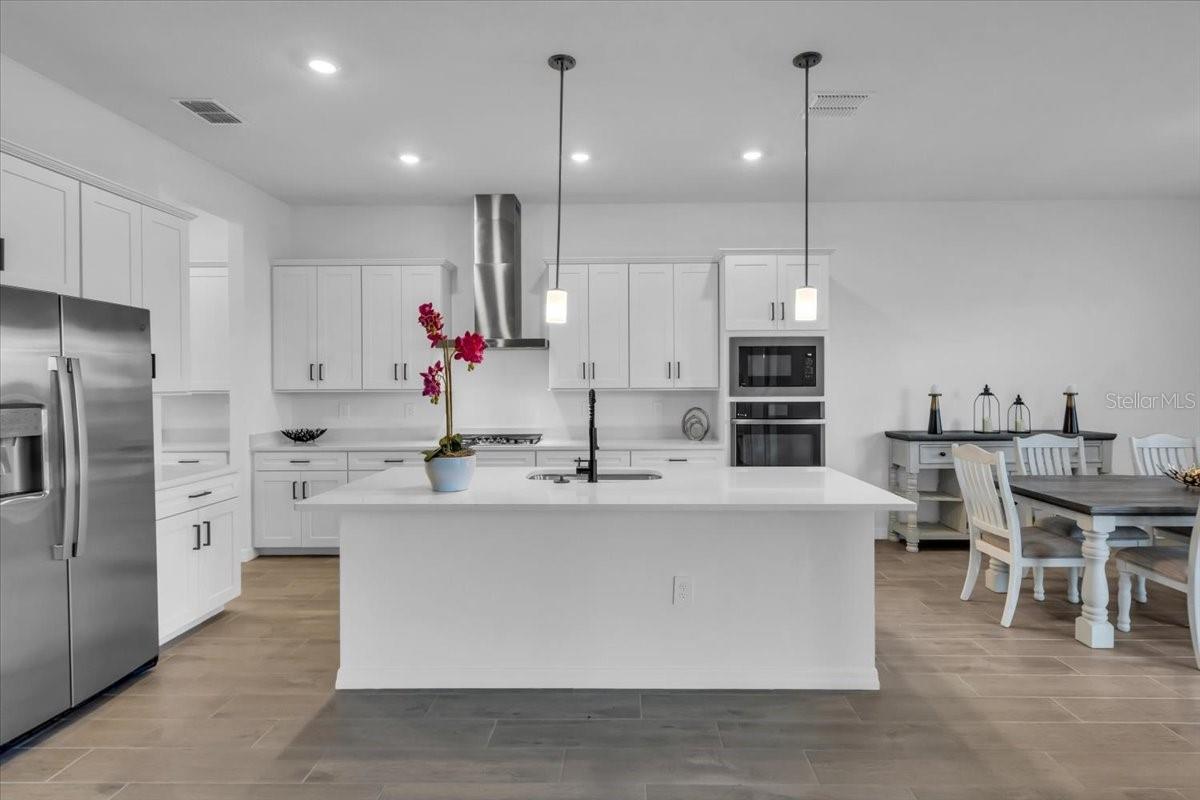 Image 8 of 29 For 5522 Lightning Whelk Lane