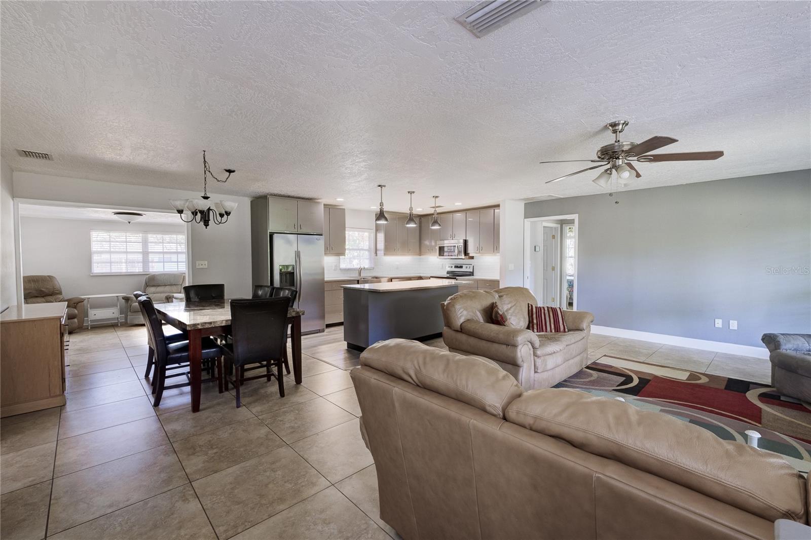 Image 13 of 44 For 1012 66th Street E