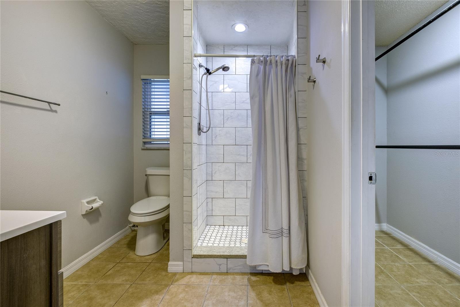 Image 28 of 44 For 1012 66th Street E