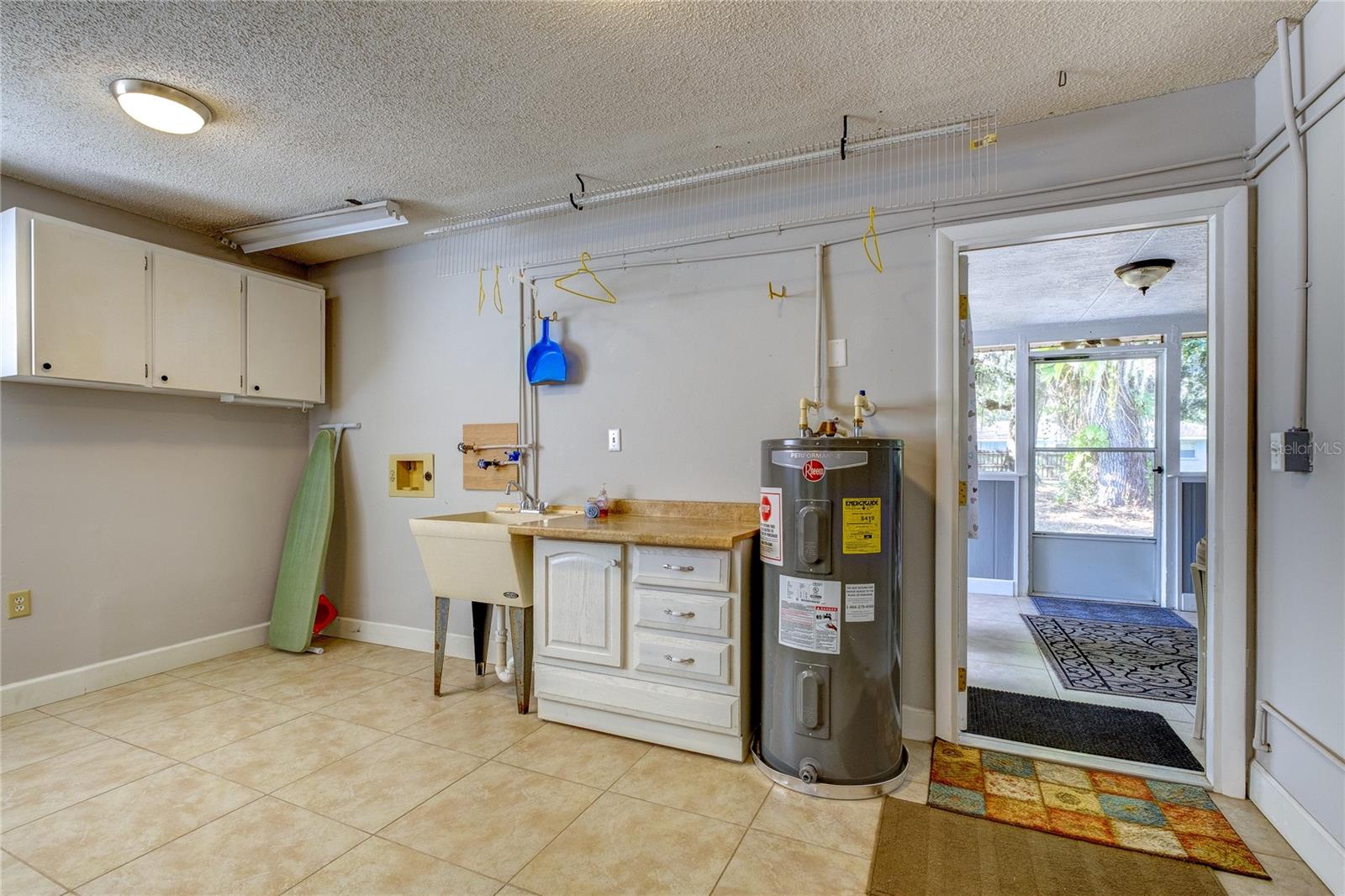 Image 35 of 44 For 1012 66th Street E