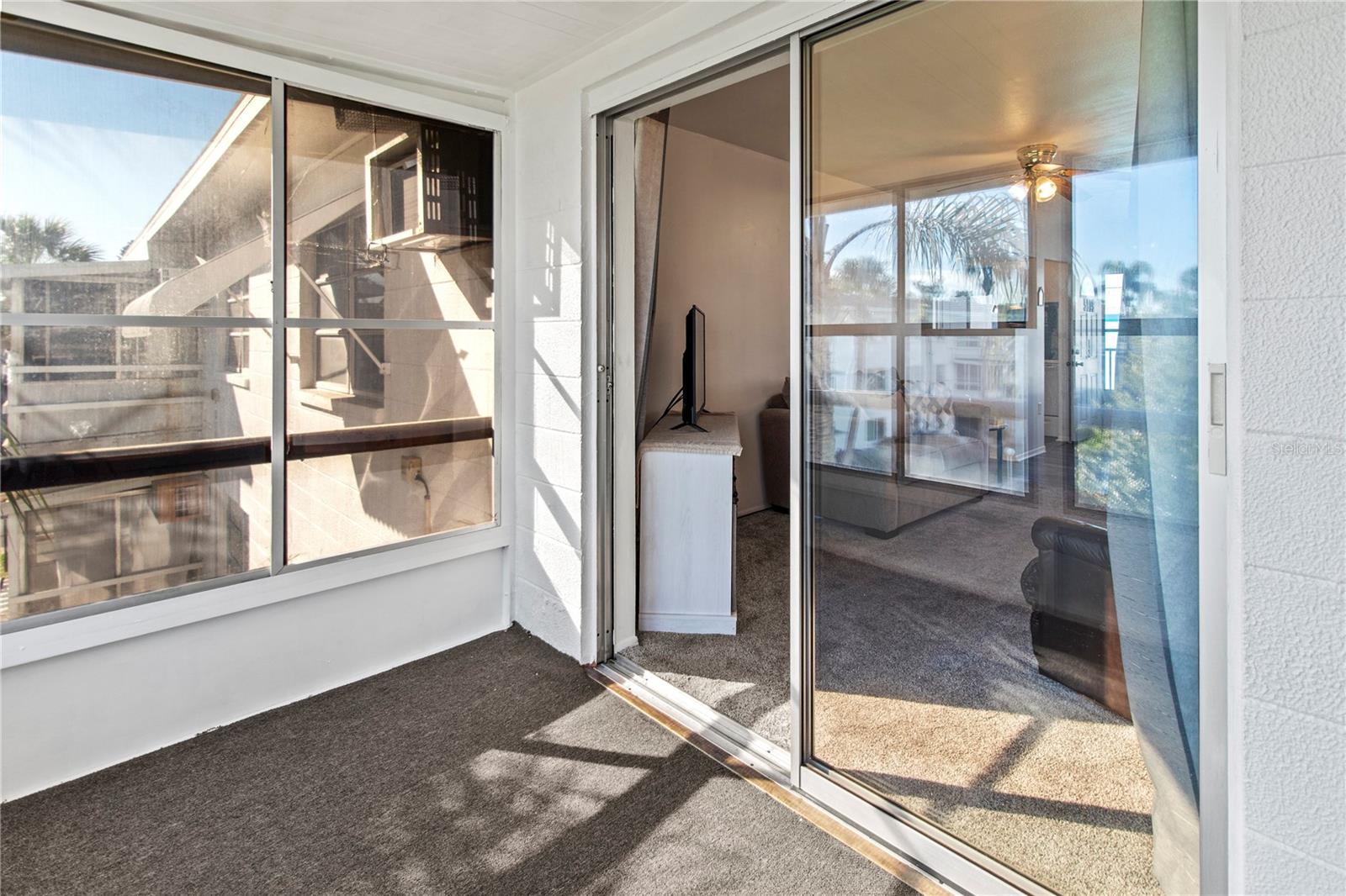 Image 21 of 36 For 5919 Garden Lane H35