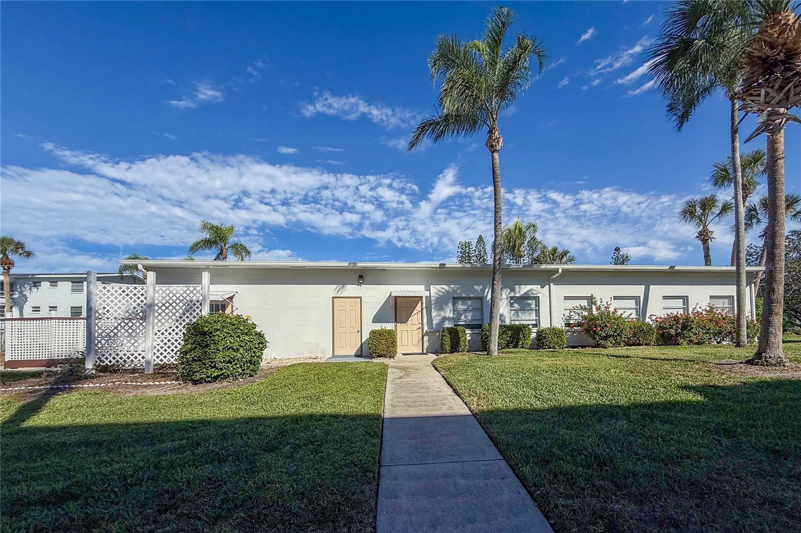 Image 35 of 36 For 5919 Garden Lane H35