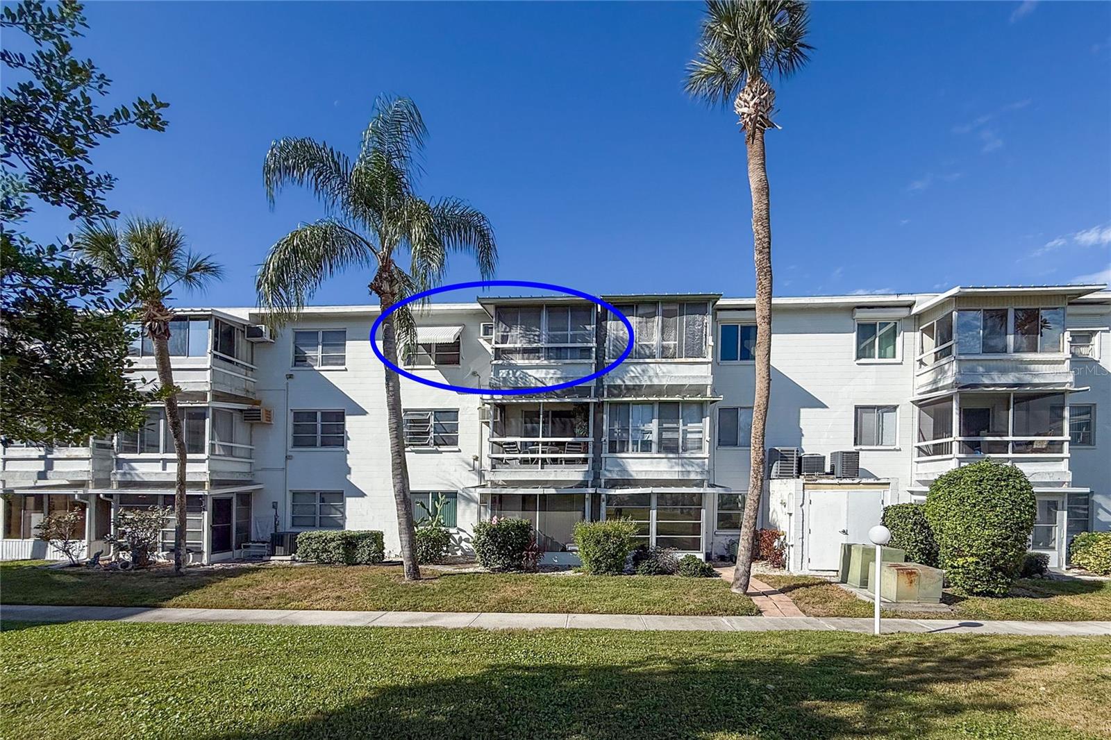 Image 7 of 36 For 5919 Garden Lane H35