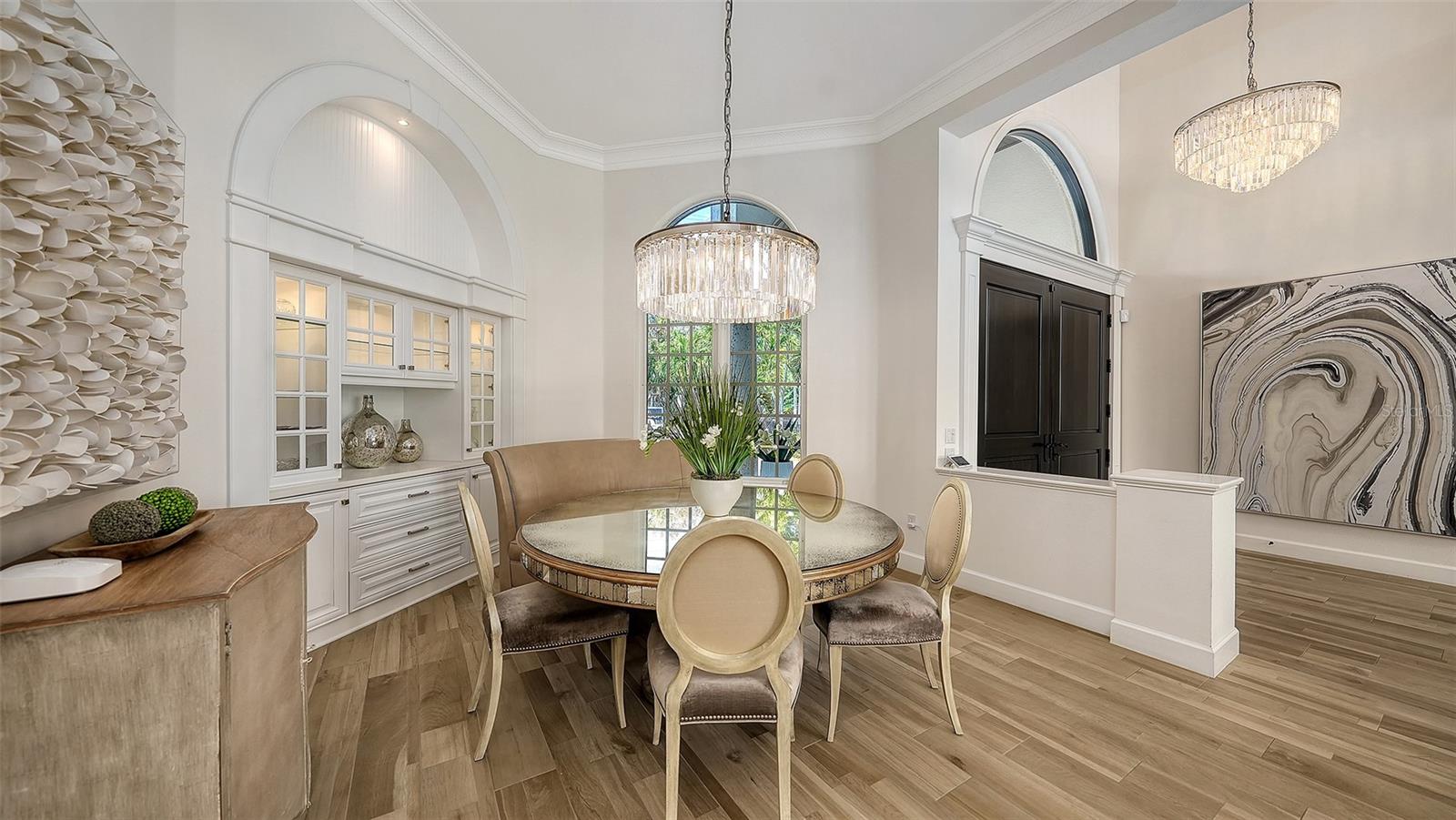 Image 31 of 99 For 1418 John Ringling Parkway