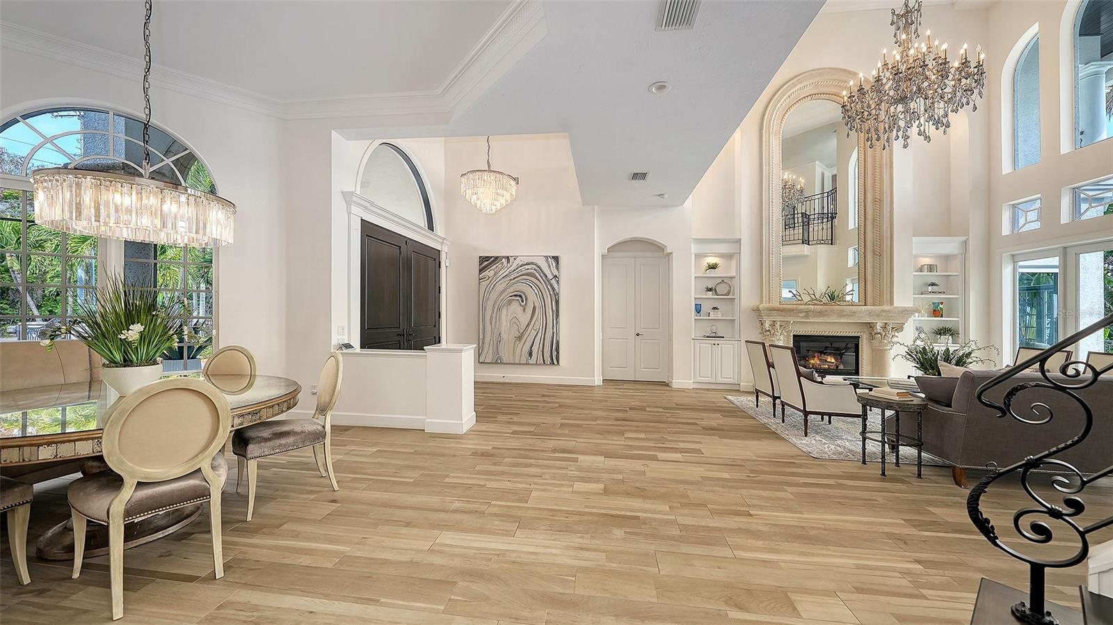 Image 32 of 99 For 1418 John Ringling Parkway