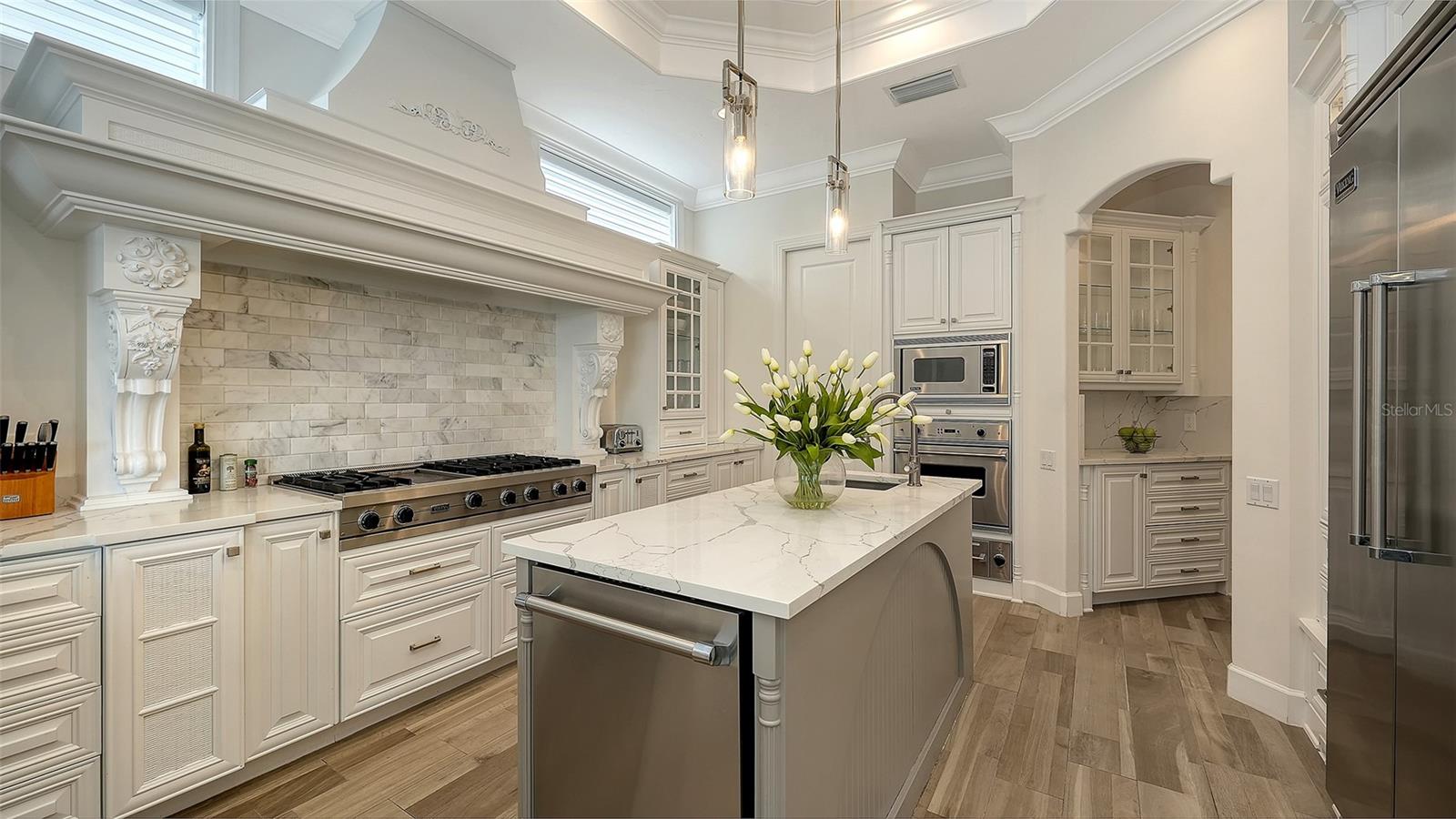 Image 42 of 99 For 1418 John Ringling Parkway