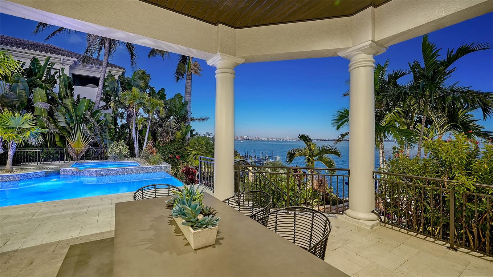 Image 84 of 99 For 1418 John Ringling Parkway