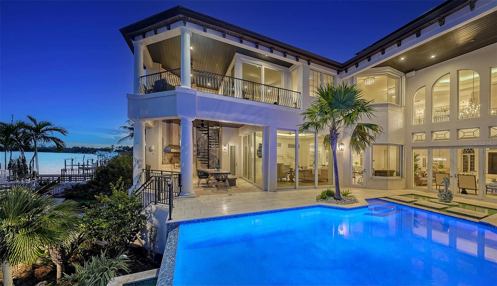 Image 87 of 99 For 1418 John Ringling Parkway