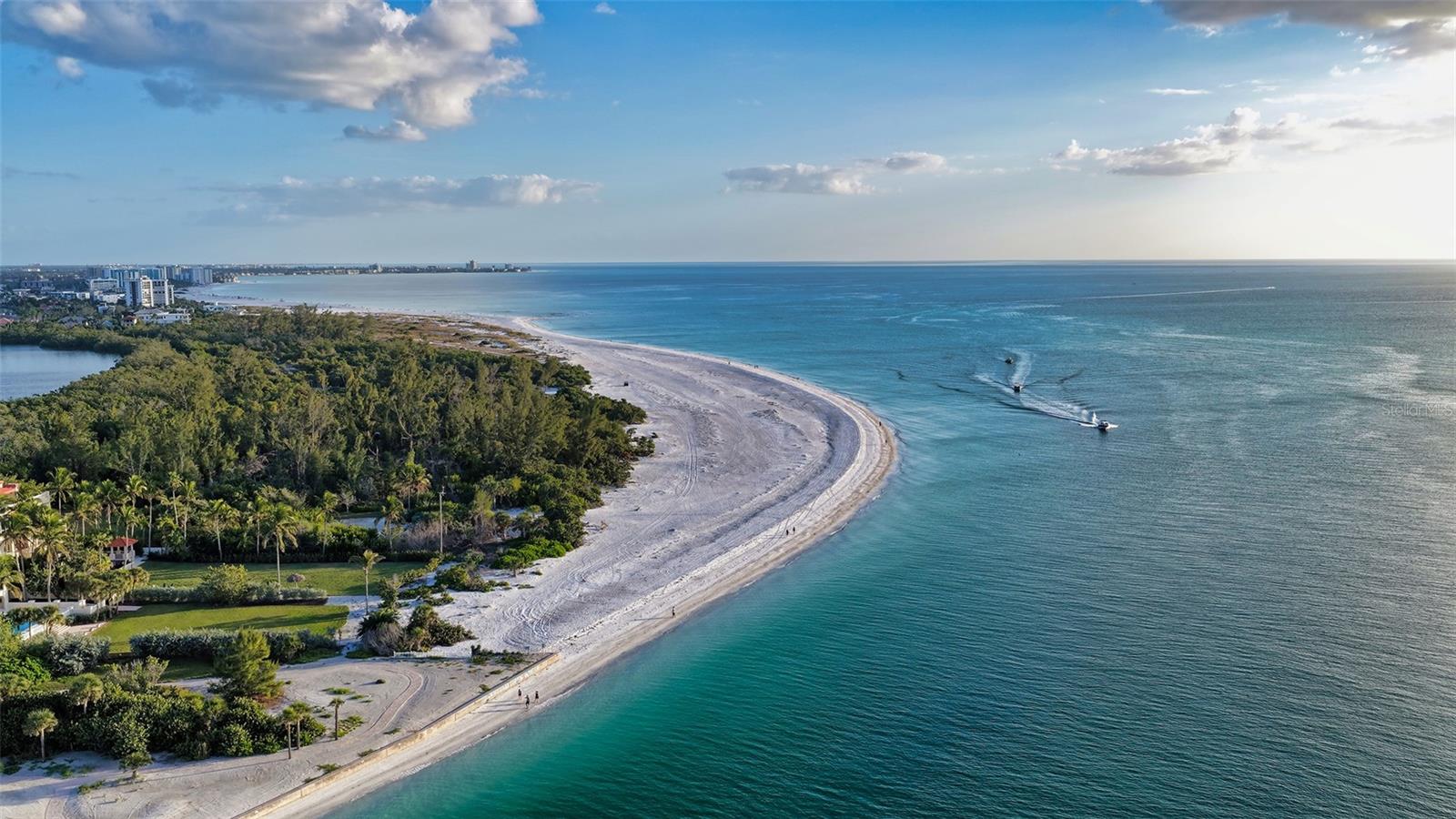 Image 97 of 99 For 1418 John Ringling Parkway