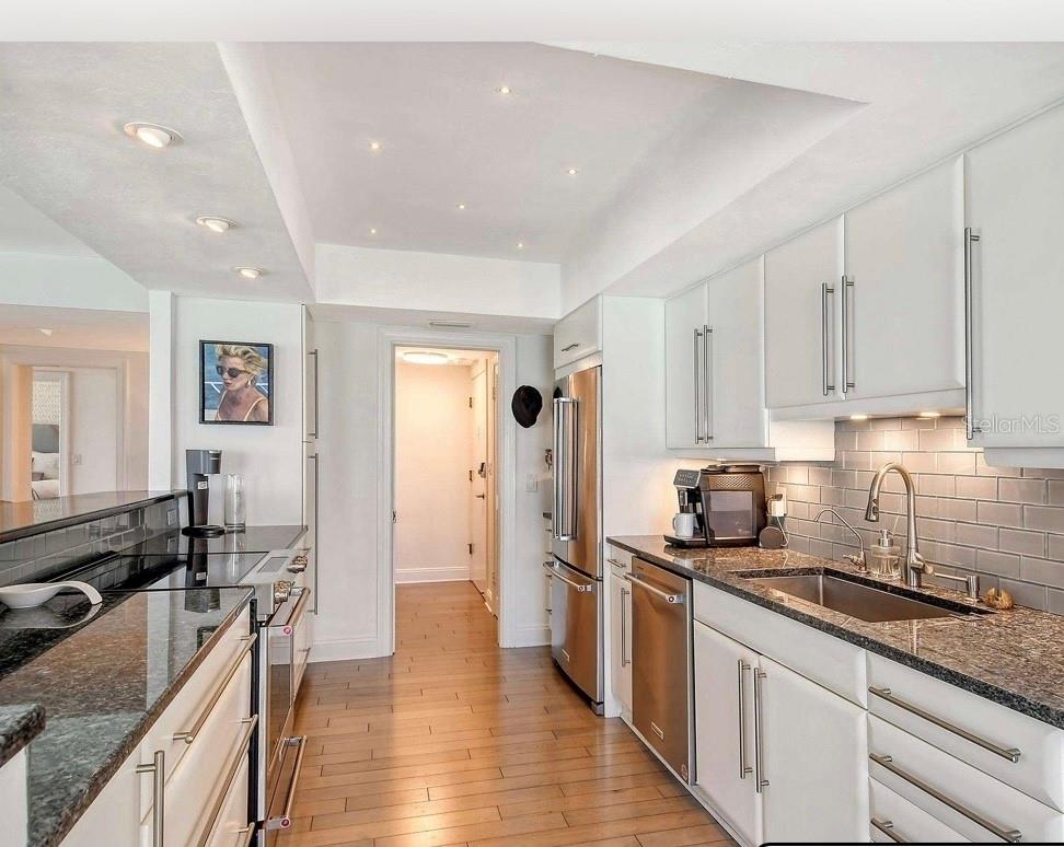 Image 9 of 24 For 2525 Gulf Of Mexico Drive 12f