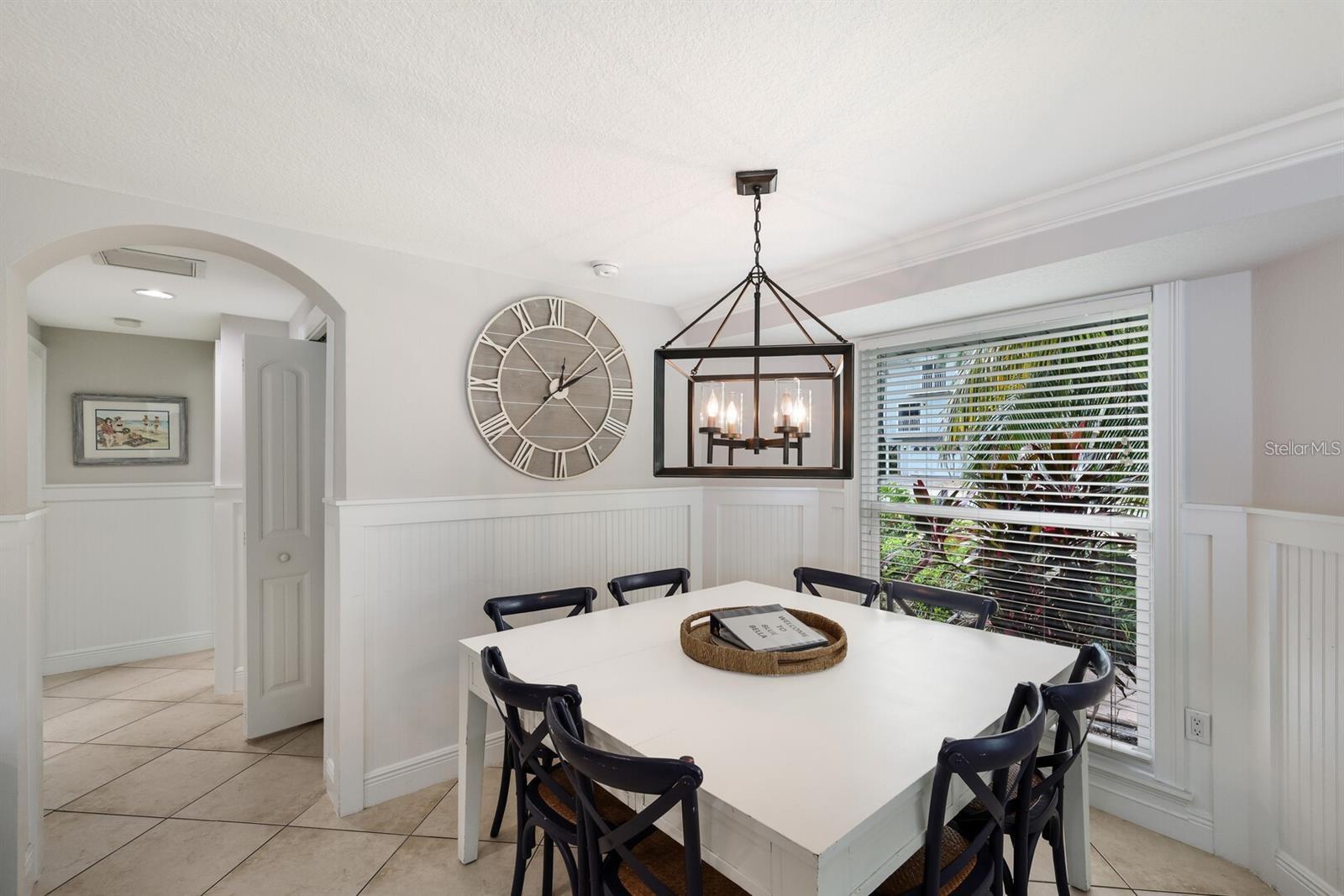 Image 12 of 61 For 6201 Holmes Boulevard