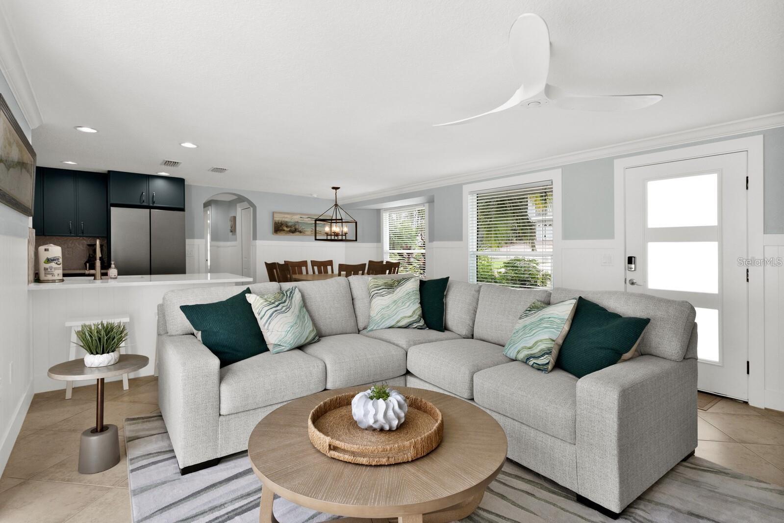 Image 14 of 61 For 6201 Holmes Boulevard