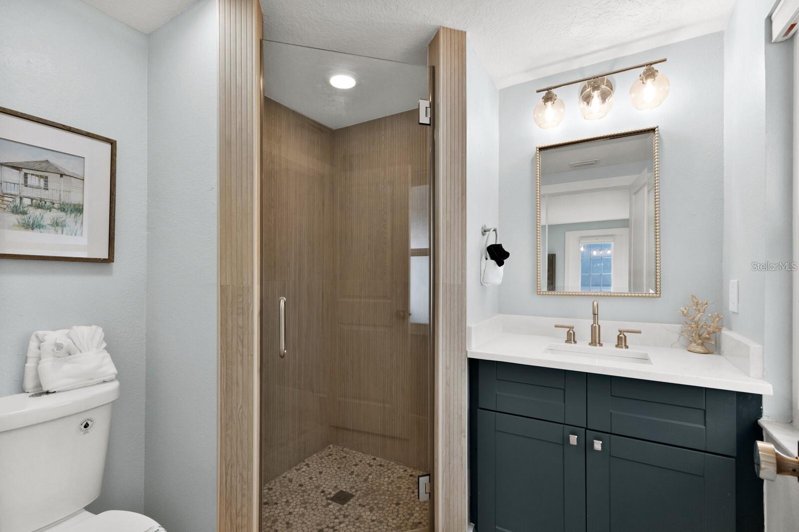 Image 21 of 61 For 6201 Holmes Boulevard