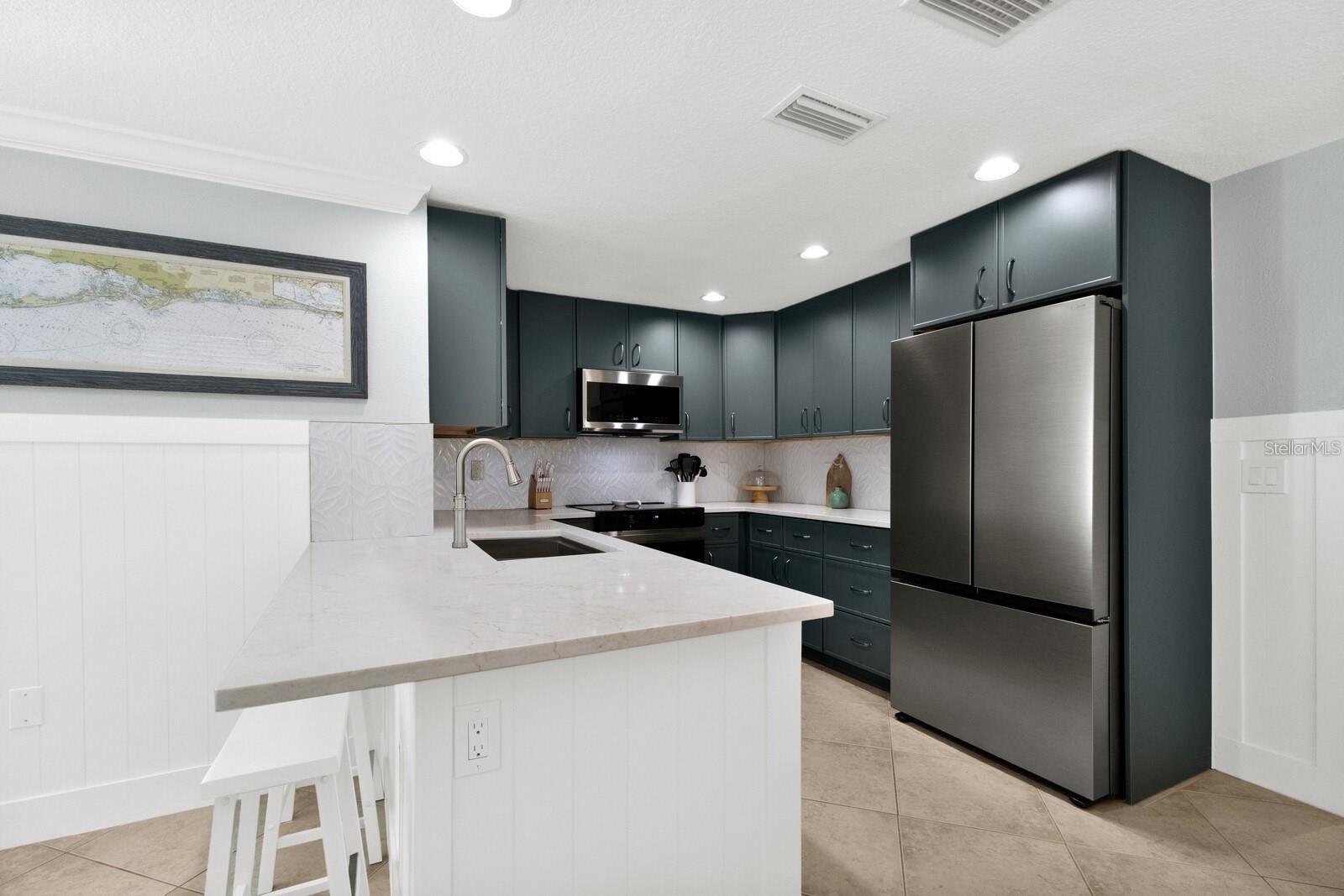 Image 9 of 61 For 6201 Holmes Boulevard