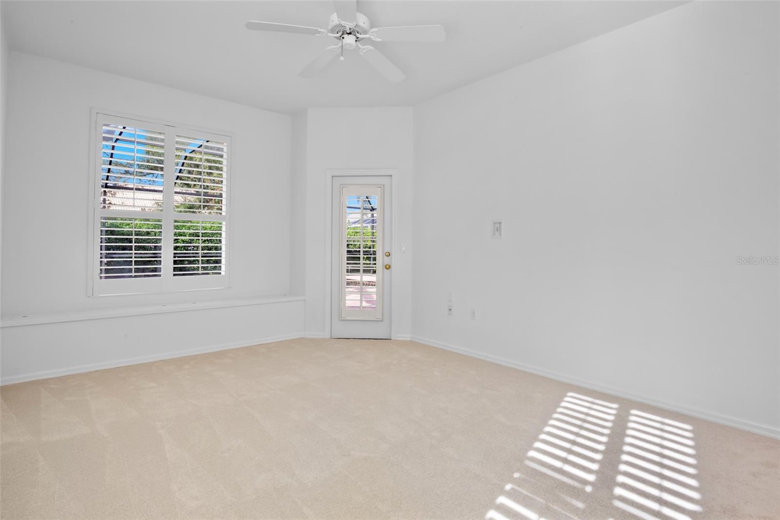 Image 21 of 53 For 5278 Far Oak Circle