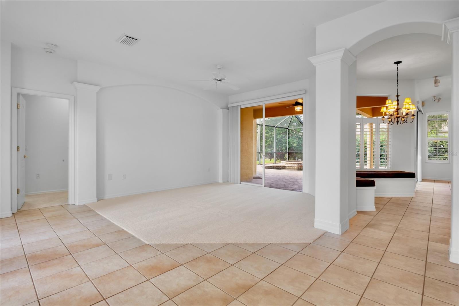 Image 6 of 53 For 5278 Far Oak Circle