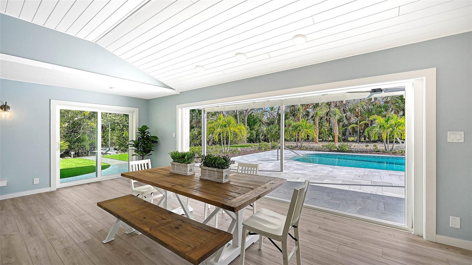 Image 14 of 100 For 7221 Plovers Way