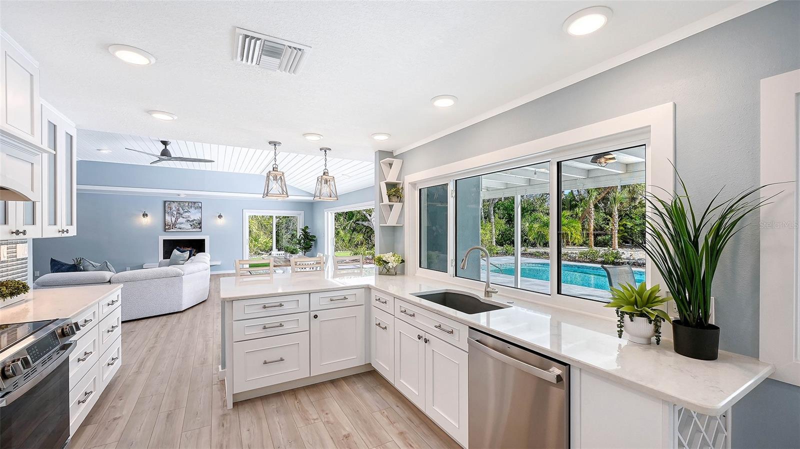 Image 17 of 100 For 7221 Plovers Way