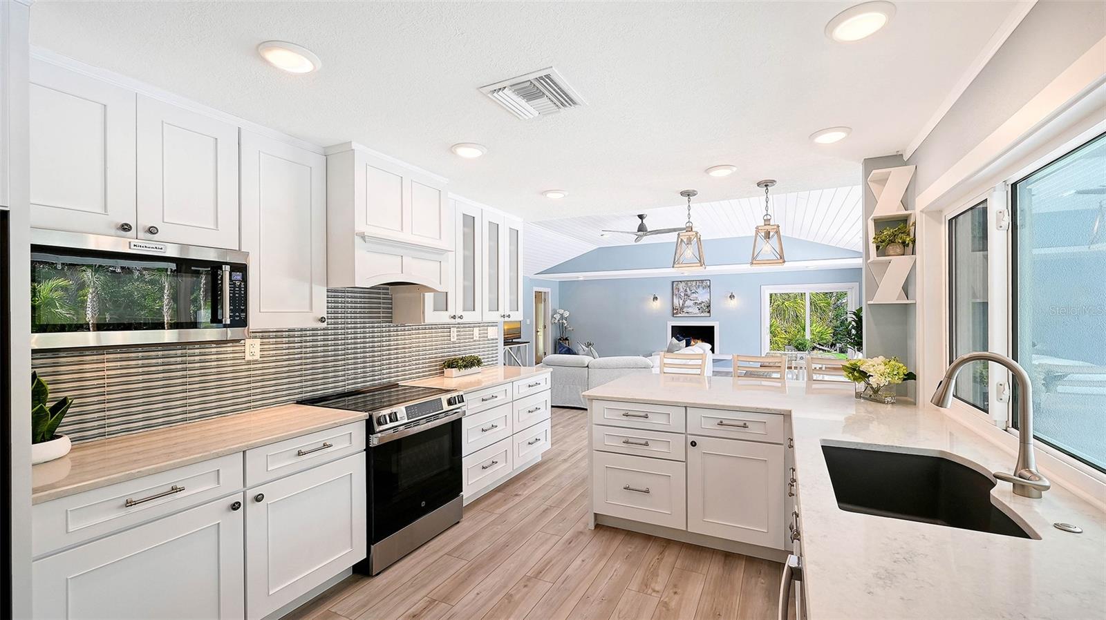 Image 18 of 100 For 7221 Plovers Way